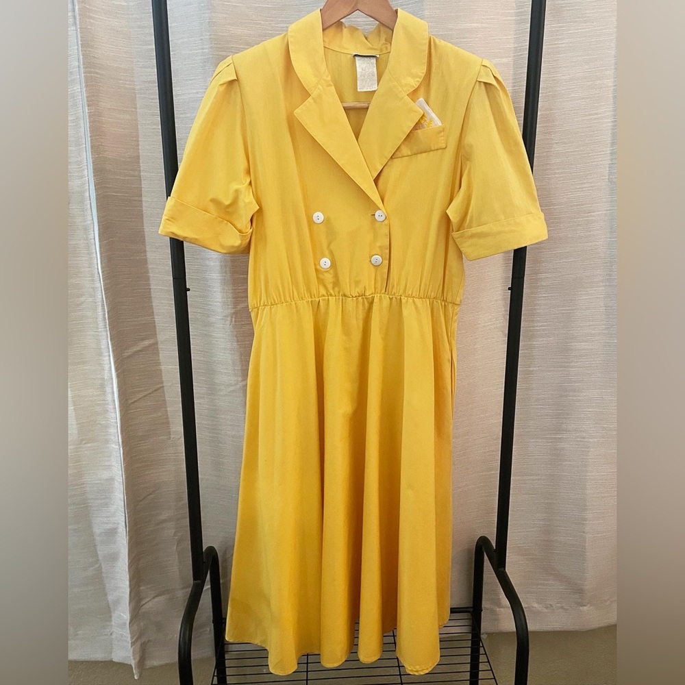 Vtg yellow collared dress